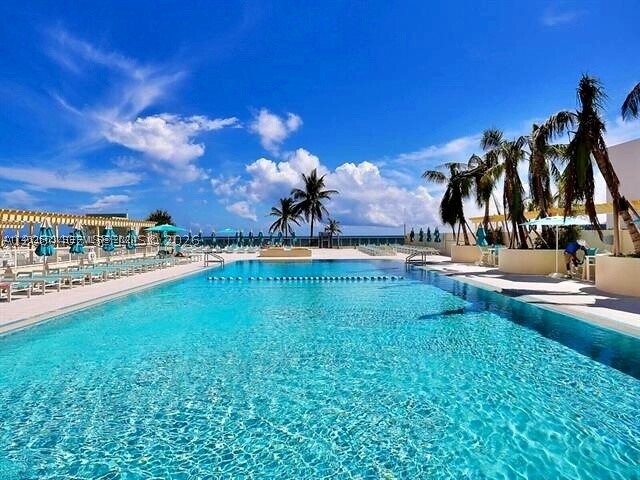 Building Photo - 2501 S Ocean Dr