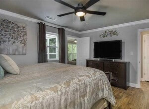 Building Photo - 1110 Morning Sun Dr