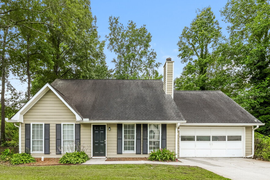 Primary Photo - 2521 Country Lake Cir