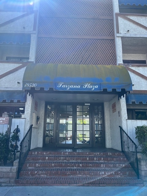 Building Photo - 18530 Hatteras St