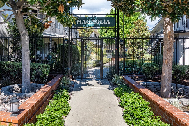 Entrance - Magnolia Apartments