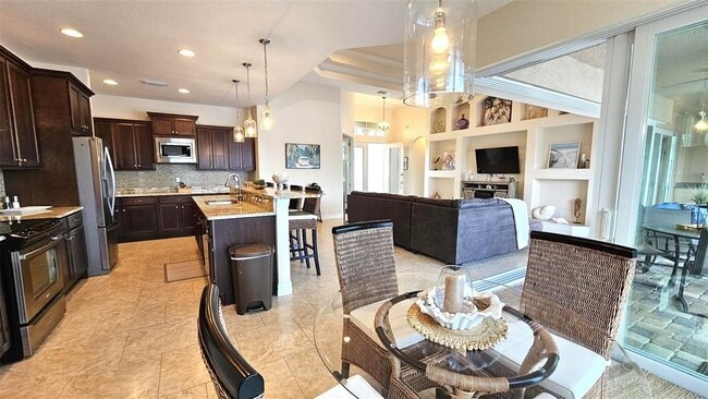 Building Photo - 15506 Meacham Cir