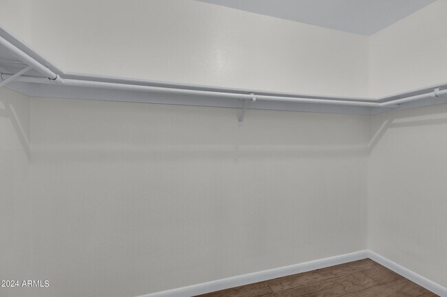 Building Photo - 6816 S Snyder Ln