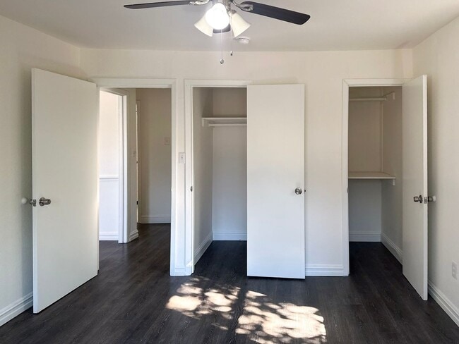 Building Photo - 3 bedroom / 2 bath