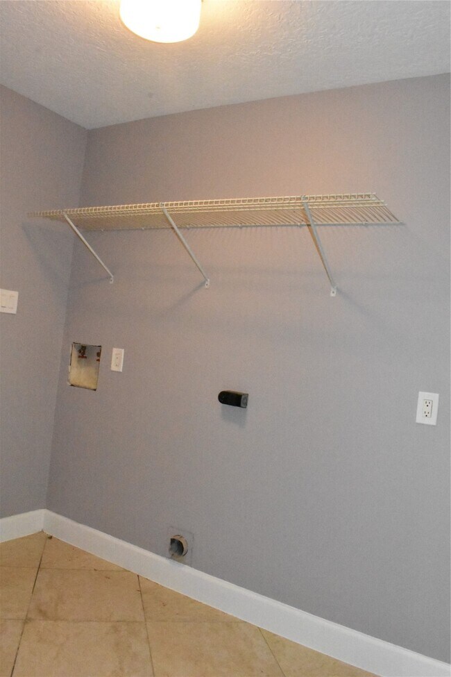 Building Photo - 19419 Craigchester Ln