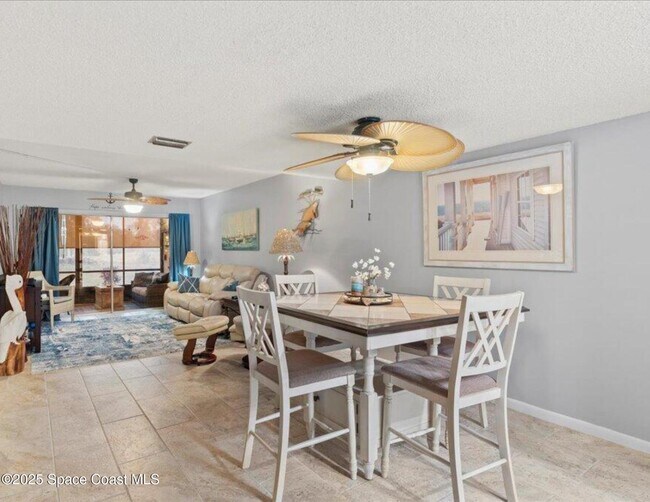 Building Photo - 2578 Demaret Dr