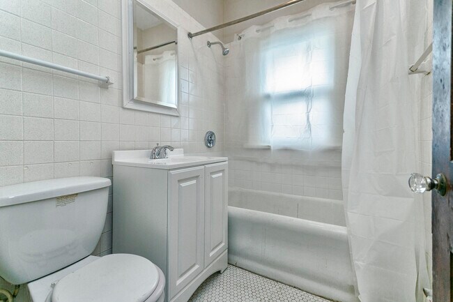 Building Photo - 2972 N 50th St