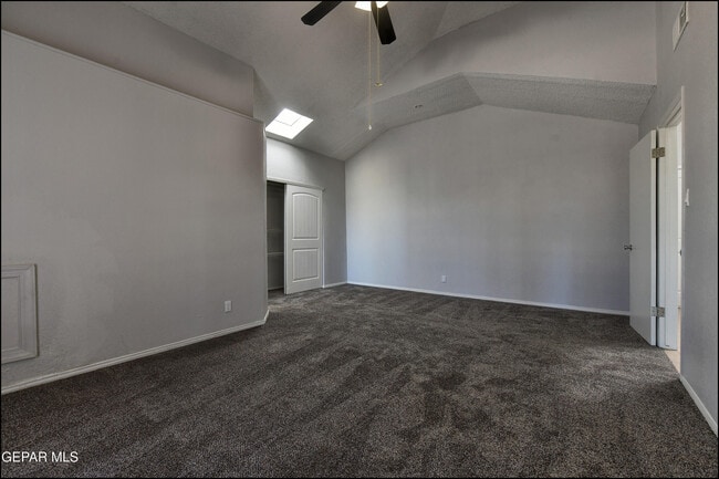 Building Photo - 609 Bristol Dr