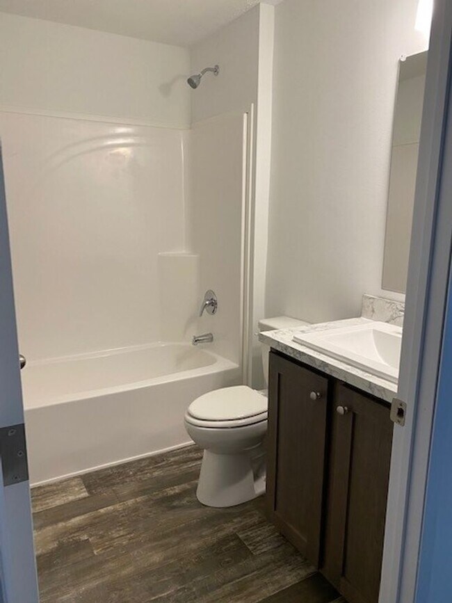 Building Photo - Lot 34