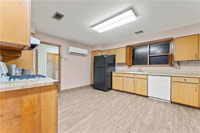 Building Photo - 116 Sherry Dr