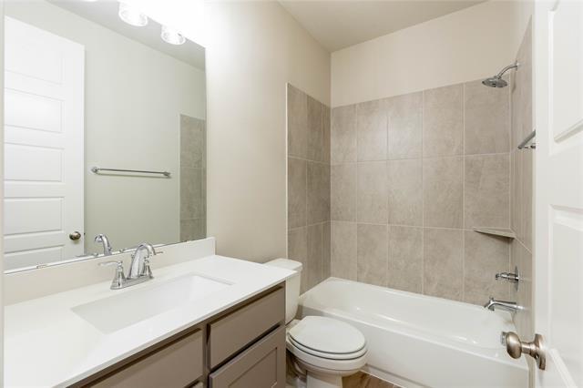 Building Photo - 2707 Fargo Pl