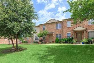 Community Exterior – Mountain Valley Area Apartments - Vista Montana Apartments