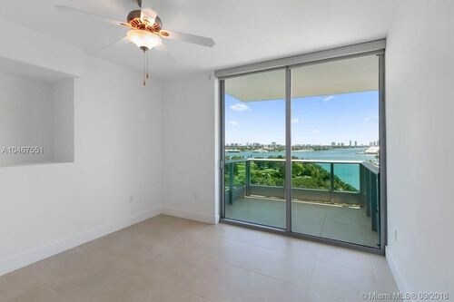 Building Photo - 900 Biscayne Blvd