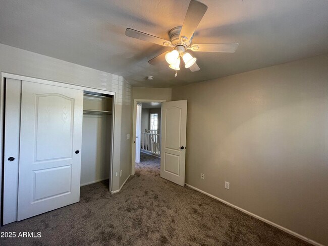 Building Photo - 1605 E Melanie St