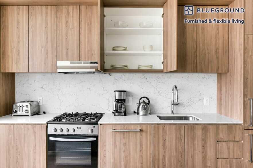 Building Photo - 1000 S Michigan Ave