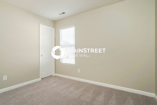 Building Photo - 4 Bedroom Pet-Friendly Home in Knightdale, NC with Main Street Renewal