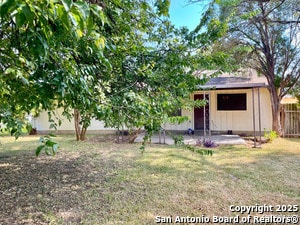 Building Photo - 117 Meadow Way