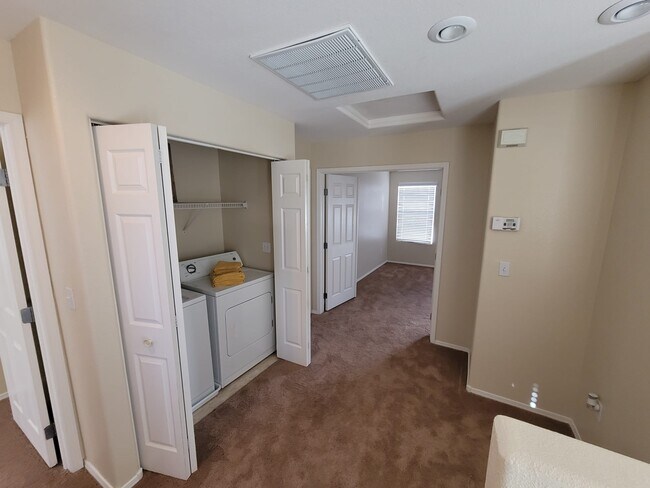 Building Photo - 3916 Pia Rosetta St