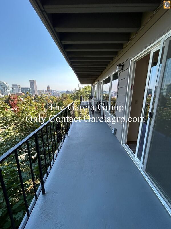 Building Photo - 1507 SW Hall St