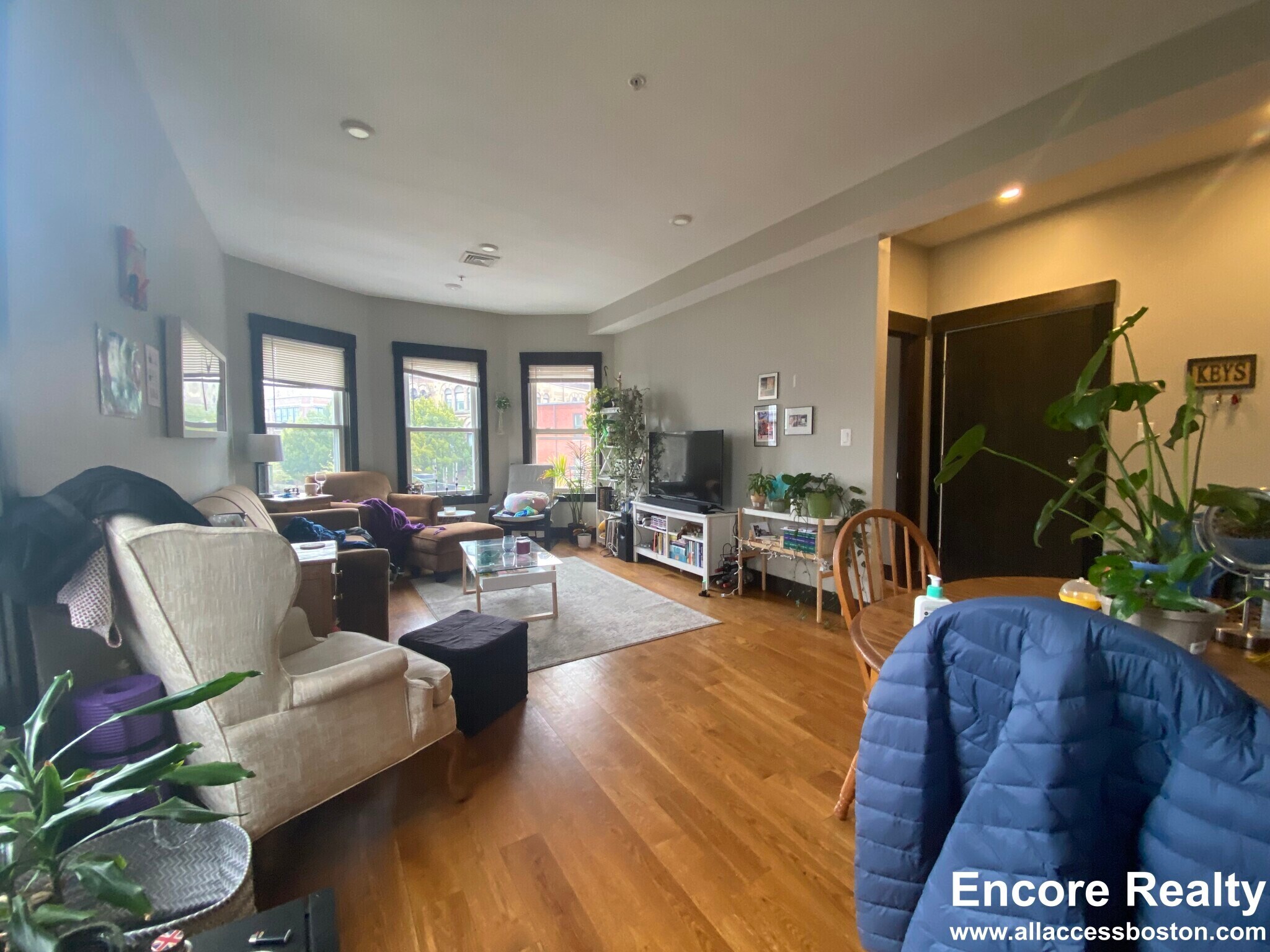 Building Photo - 46 Creighton St