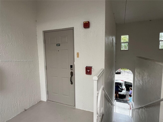 Building Photo - 4455 SW 160th Ave