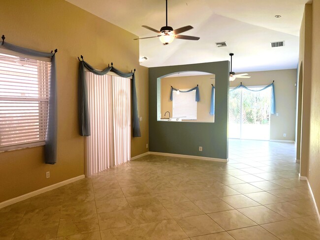 Building Photo - 6120 Spring Lake Terrace