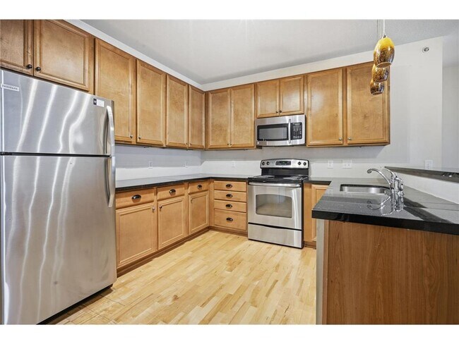 Building Photo - 1505 5th St N