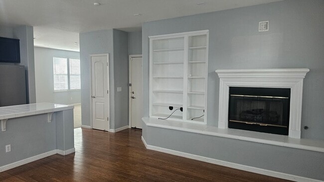 Building Photo - 8184 Carlisle Way