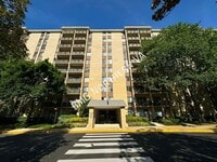 Building Photo - 3100 S Manchester St