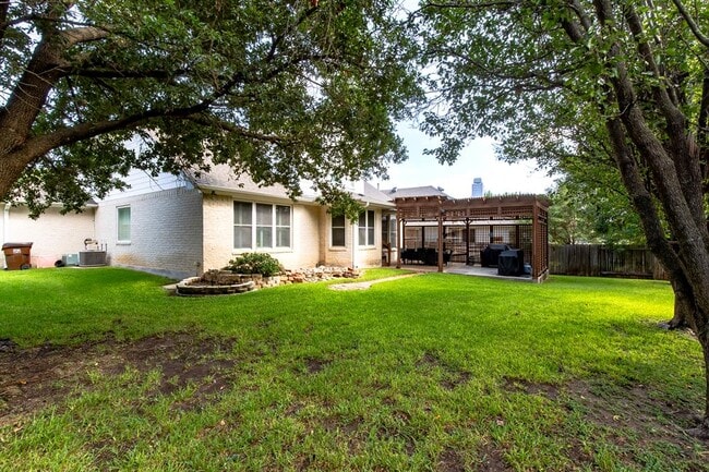 Building Photo - 8202 Sunburst Pkwy