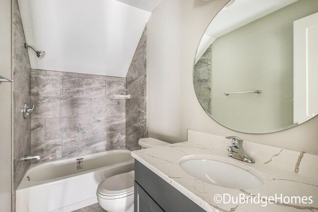 Bathroom - 950 Tamarack Ave NW