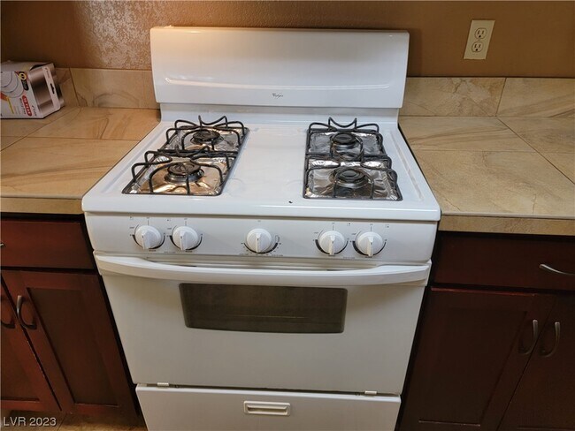 Building Photo - 2200 S Fort Apache Rd