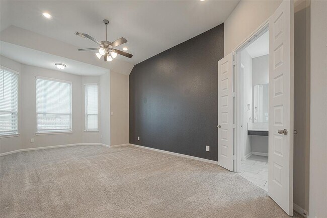 Building Photo - 15727 Ballater Ridge Ln