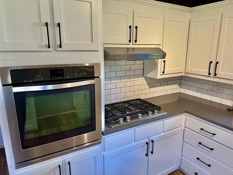 Building Photo - 3028 Berkshire Way