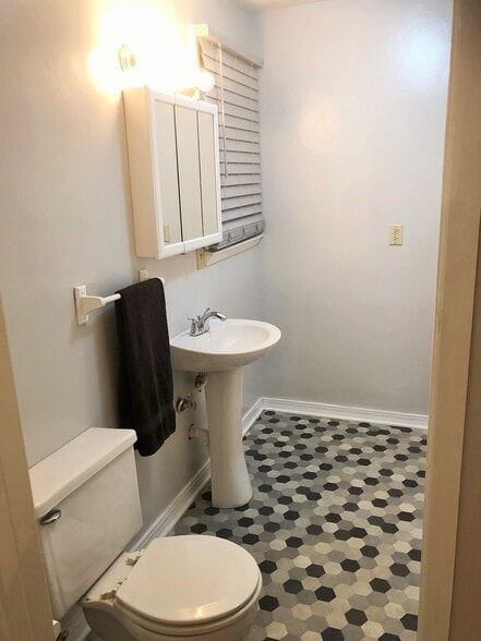 Bathroom - 321 S 8th St
