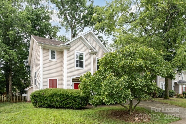 Building Photo - 6721 Charter Hills Rd