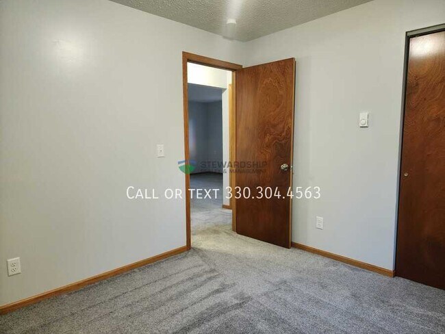 Building Photo - 7270 Stuhldreher St NW