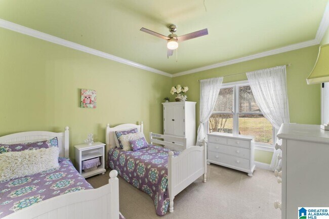 Building Photo - 20892 Sharon Dr