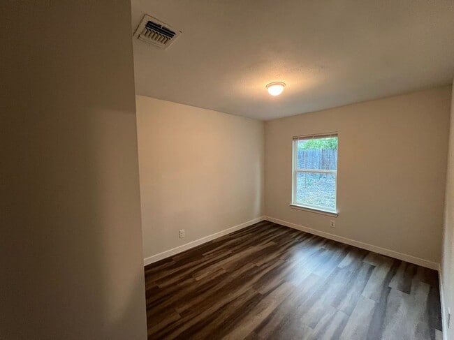 Building Photo - 8015 Copper Trail Dr