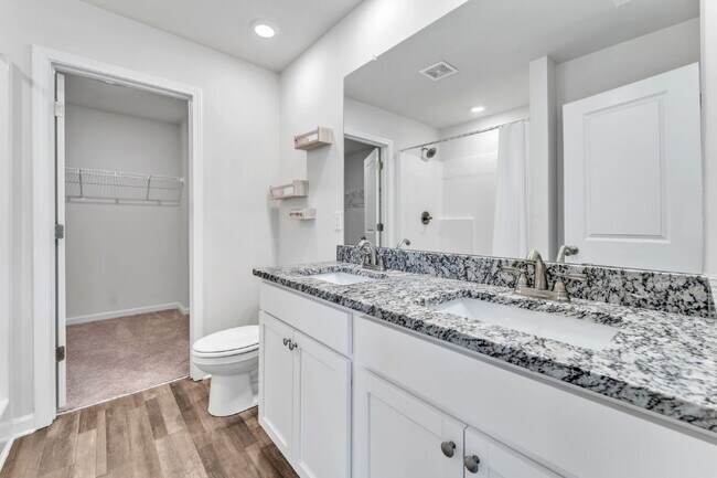 Building Photo - Stunning 3BR/2.5BA Home | Private Fenced Yard & Outdoor Oasis $2190/mo rent