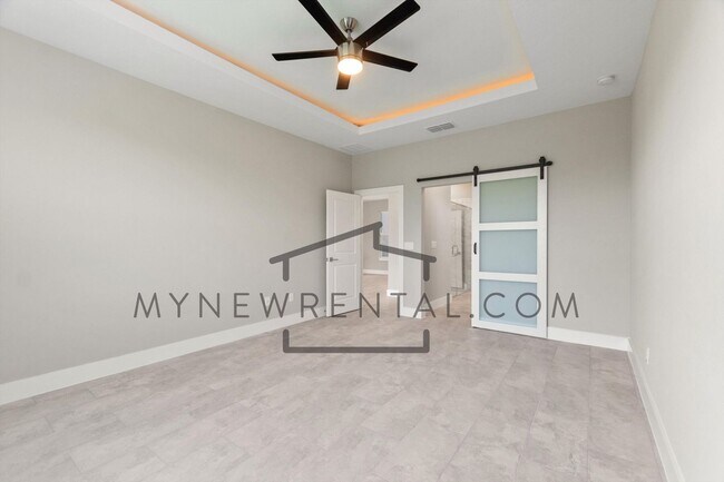 Building Photo - Deposit-Free! Modern, energy efficient hom...