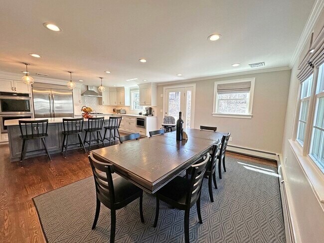 Building Photo - 99 Westchester Rd