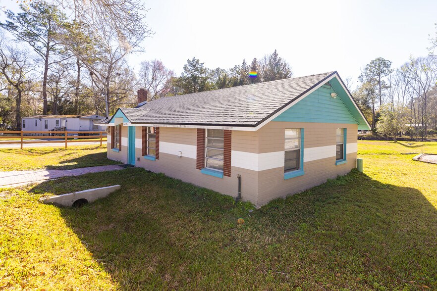 Building Photo - 6126 Townsend Rd