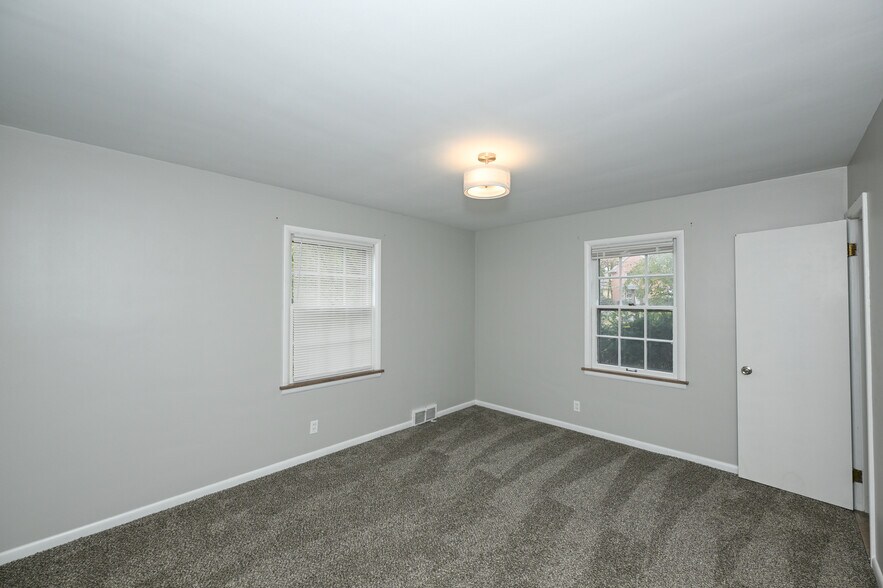 Building Photo - 19226 Winslow Rd