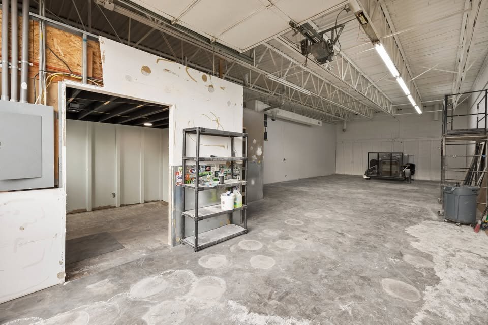 Building Photo - 903 Yuma St