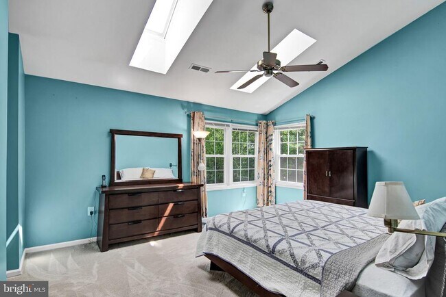 Building Photo - 3289 Kinross Cir