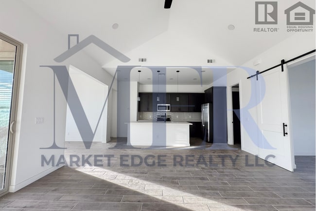 Building Photo - 3Bed/2Bath Home in North Scottsdale! Move-In Ready on 1/1/2026!