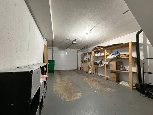 Building Photo - 73 Arrowhead Cir