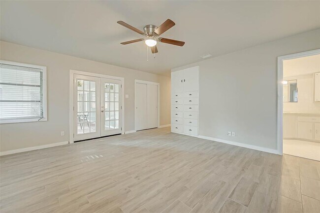 Building Photo - 2511 Maroneal St