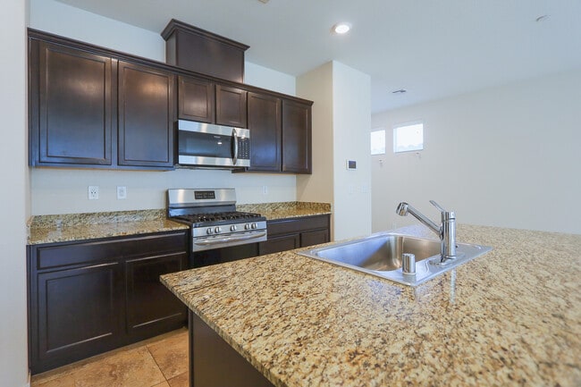 Building Photo - 1294 Luna del Oro Ln